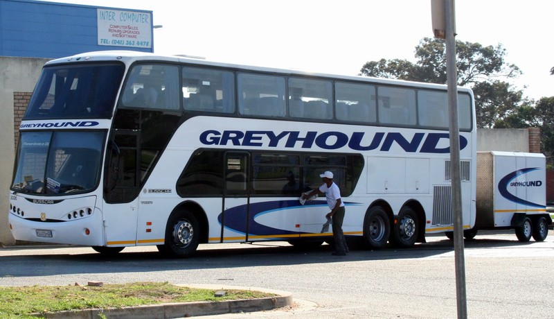 volvo_busscar_panoramico_dd_greyhound_02_dc06.JPG