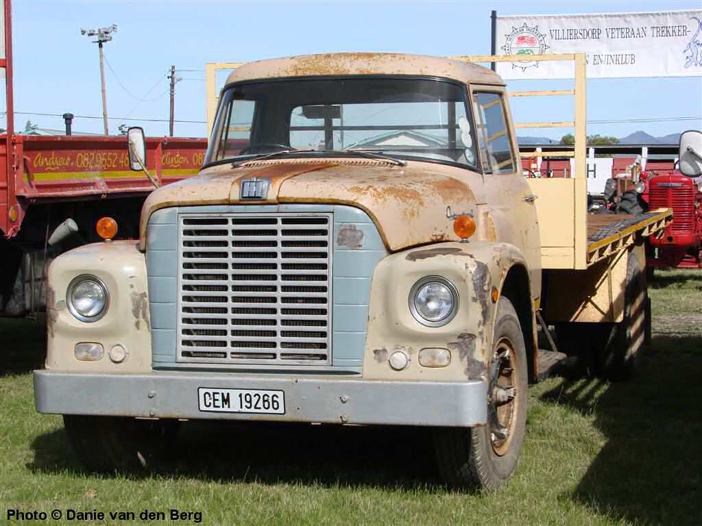 1955 International Harvester R